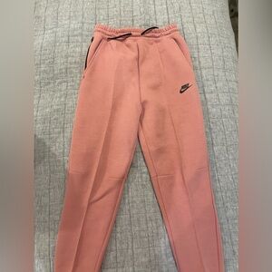 NWOT Nike  warm sweatpants